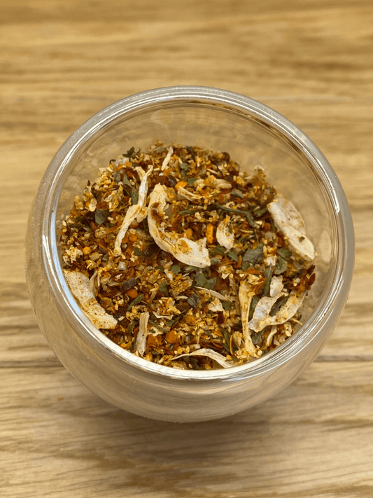 Préparation mojo canario - Les voyages de Mathilde